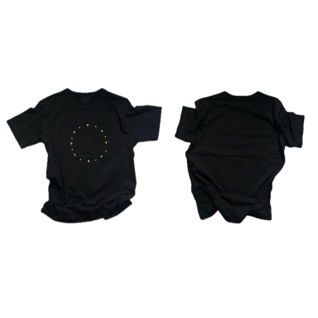 "circle t-shirt"