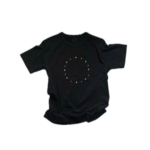 "circle t-shirt"